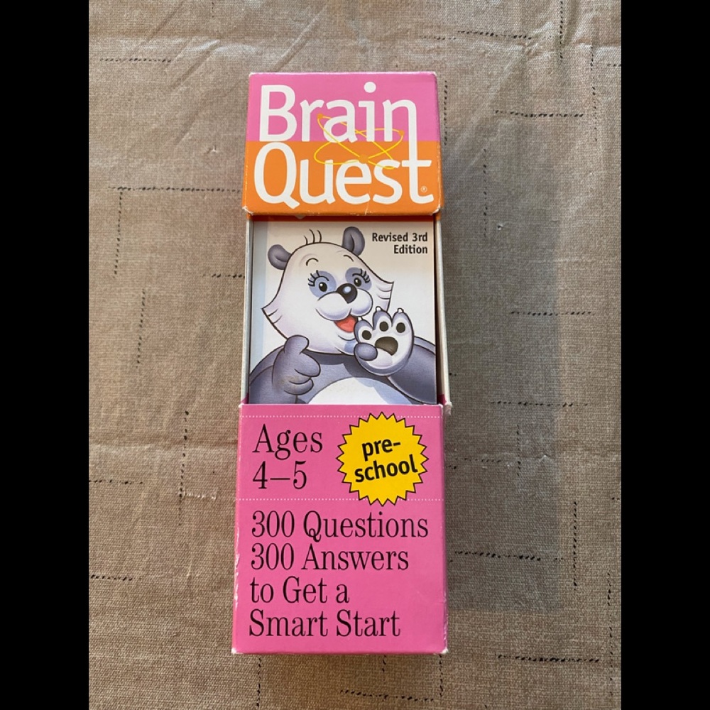 GUC.  BRAIN QUEST AGES 4-5  300 Q & A Pre-school
